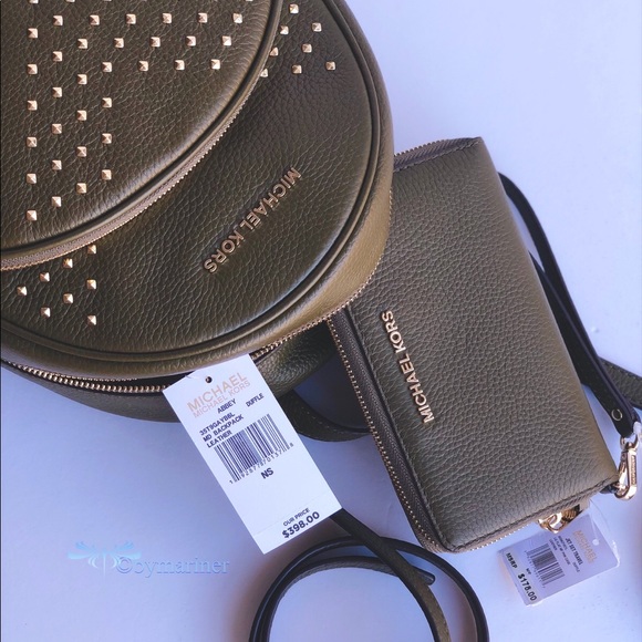 🍀 Michael Kors Abbey Studded Backpack Wallet Set - Picture 8 of 8